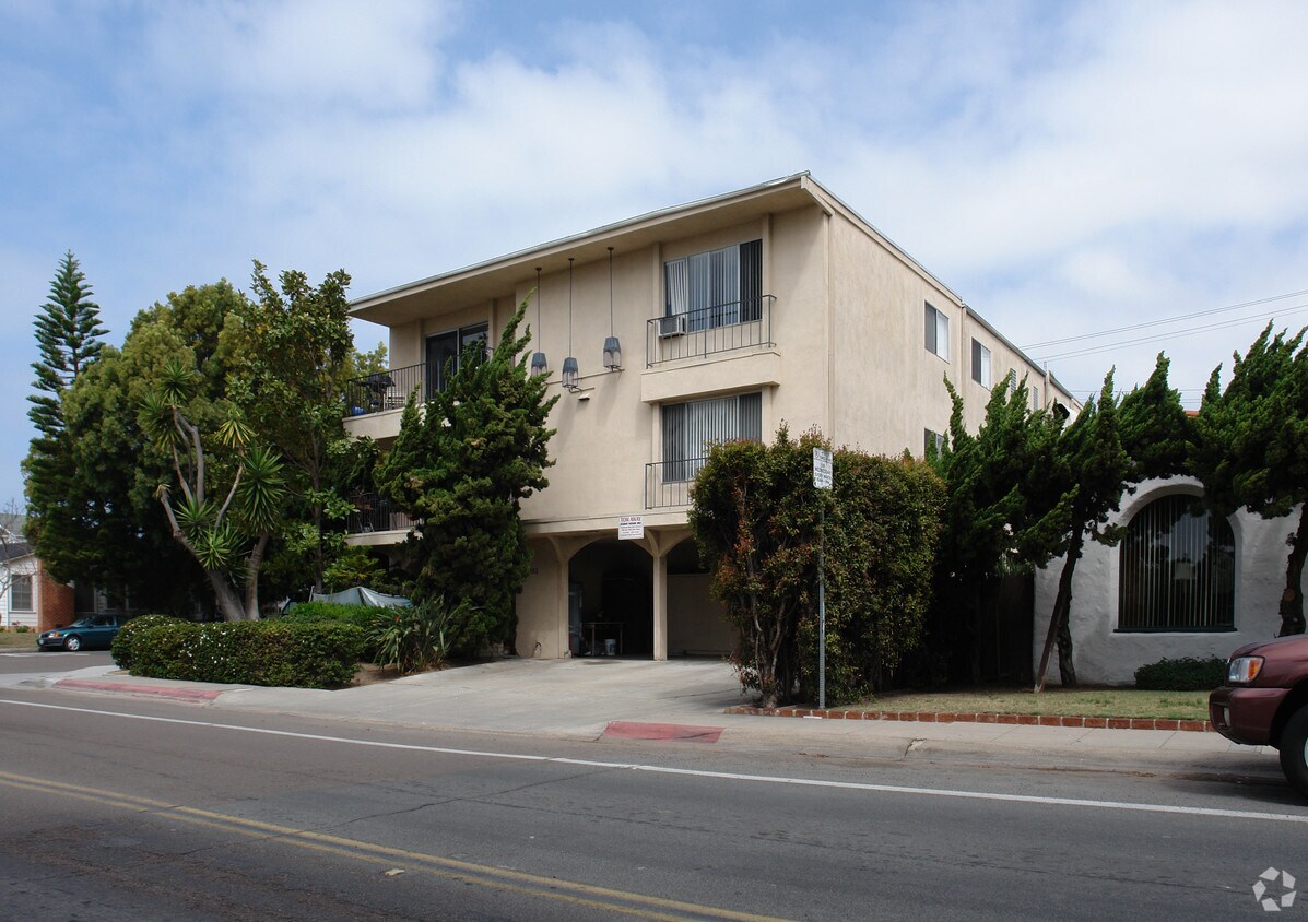 Foto del edificio - 1102 Pacific Beach Dr