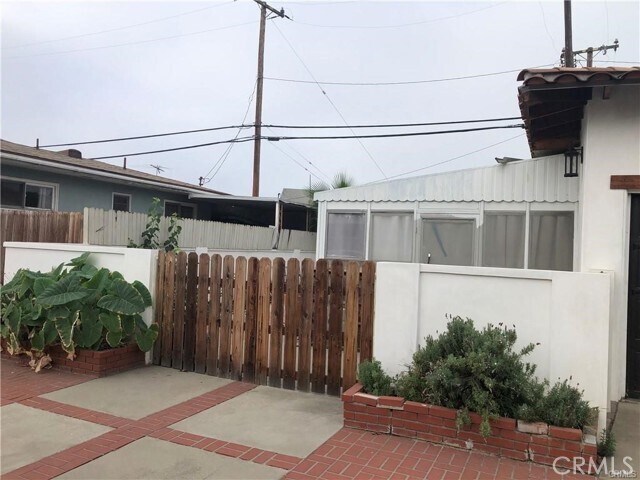 Building Photo - 8512 Tweedy Ln