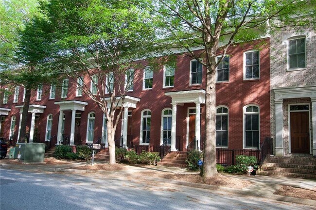 Foto del edificio - 839 Inman Vlg Pkwy NE