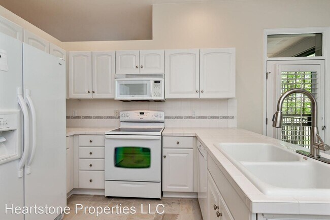 Building Photo - 2 br, 2 bath House - 2880 W Riverwalk Cir #A