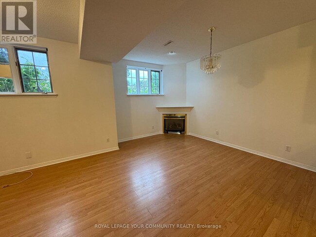 Building Photo - 32 Ward Dr