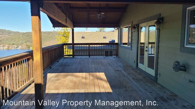Foto del edificio - 3 br, 2 bath House - 11880 Kingbird Court