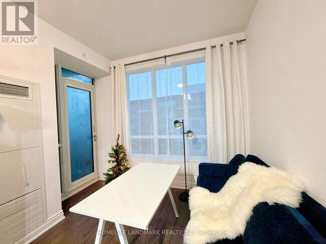 Photo du bâtiment - 33 Clegg Rd