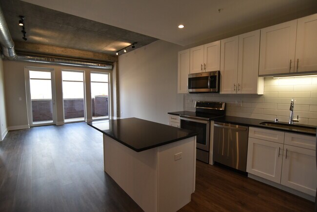 Foto del edificio - 3833 N Broadway
