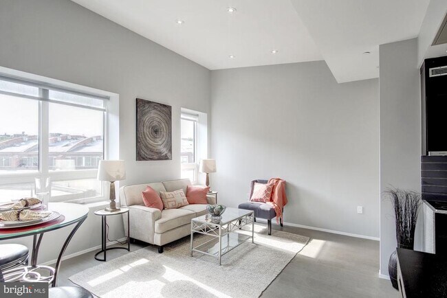 Foto del edificio - 2422 17th St NW