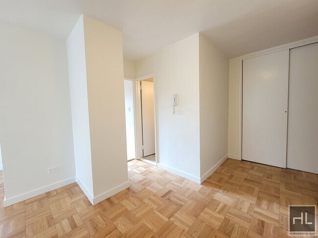 Building Photo - East 79th Street