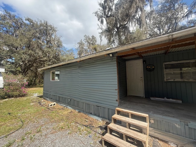 Foto del edificio - All utilities included. 2 Bedrooms. Lawn care included