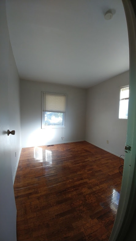 Building Photo - 4608 Valley Ln
