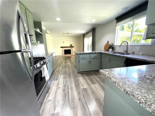 Foto del edificio - 6911 Laurelhurst Dr