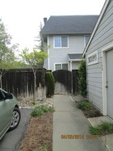 Building Photo - 3140 Woods Cir