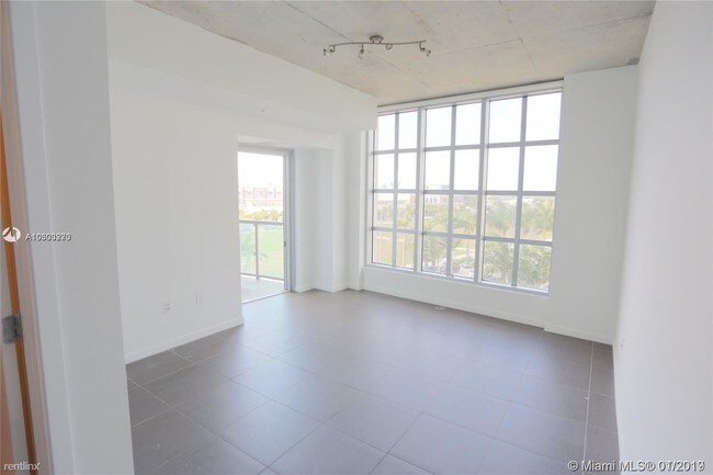 Building Photo - 2 br, 2 bath  - Four Midtown