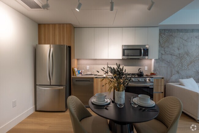 Estudio - 1BA - 555SF - Cocina - Residences at Nomi 55+ Active Adult Apartment Homes