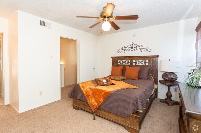 2HAB 1.5.BA - 1.048 ft² - Las Colinas Apartments