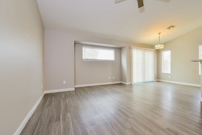 Building Photo - 5533 Soft Whispers St