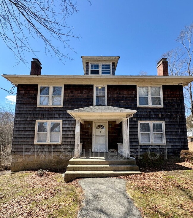 Building Photo - 640 Williams St