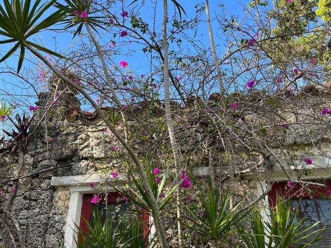 Foto del edificio - 8238 NE 9th Ave