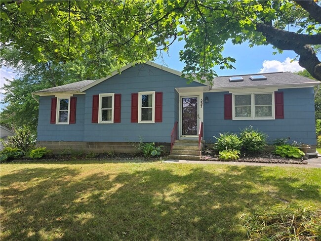 Building Photo - 237 Countess Dr