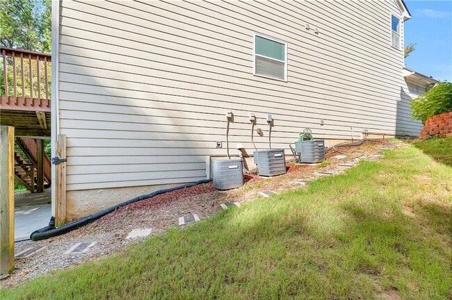 Building Photo - 2113 Worrall Hill Dr