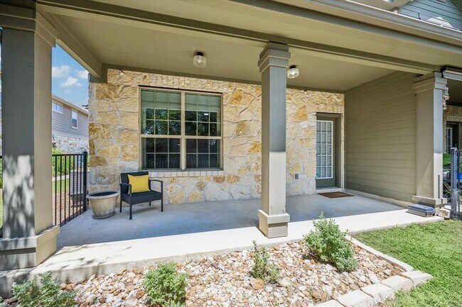 Building Photo - 3101 Davis Ln