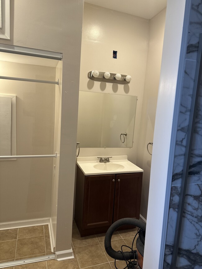 Building Photo - 1425 S 1st St