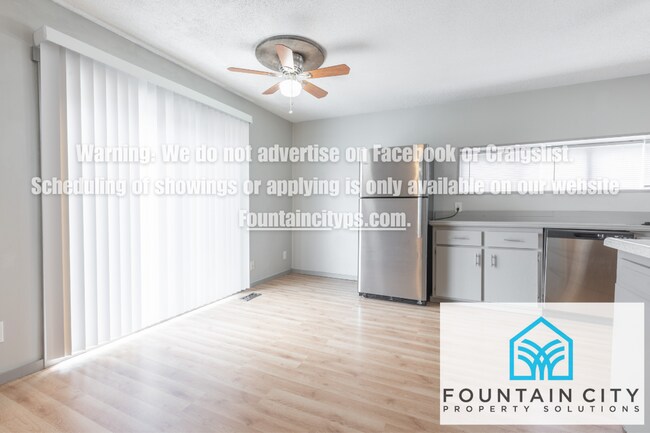 Foto del edificio - Spacious 4 Bed / 3 Bath Townhome in Liberty – Pet Friendly!