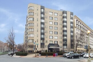 Building Photo - 1 Scott Cir NW