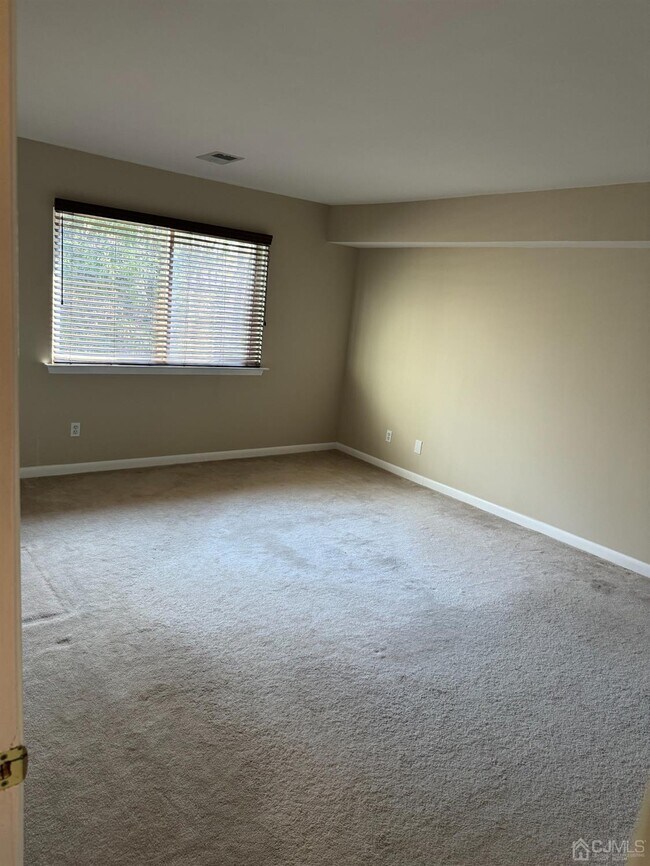 165 Essex Ave Unit 509, Metuchen, NJ 08840 Condo for Rent in Metuchen