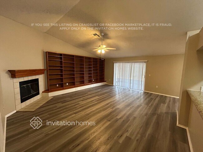 Foto del edificio - 3478 Jade Ln