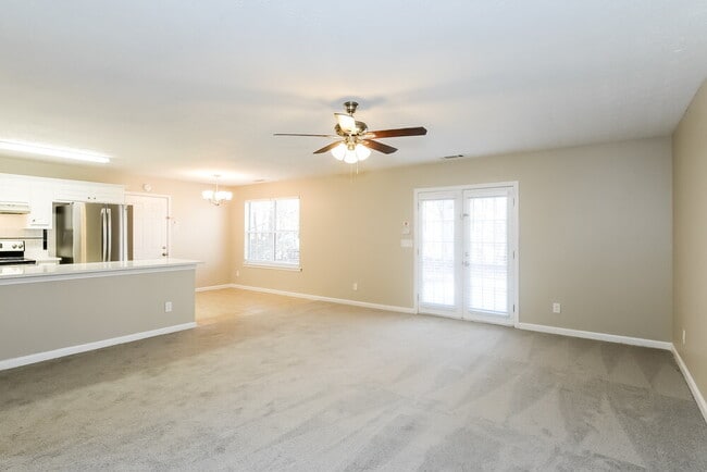 Building Photo - 235 Riverbrooke Terrace