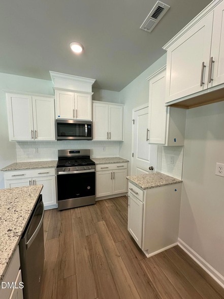 Building Photo - 531 Glen Clova Dr