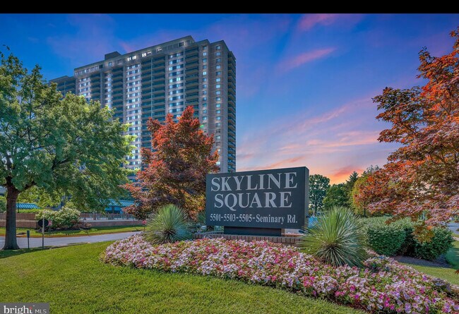 Foto del edificio - 5505 Seminary Rd