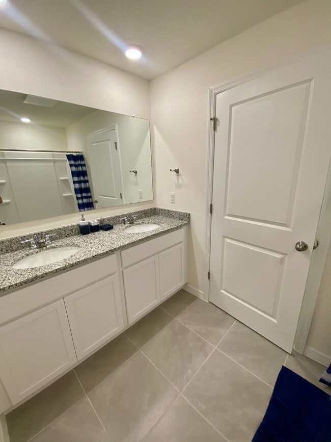 Photo - 392 Preston Cv Dr (St. Cloud, FL) Townhome