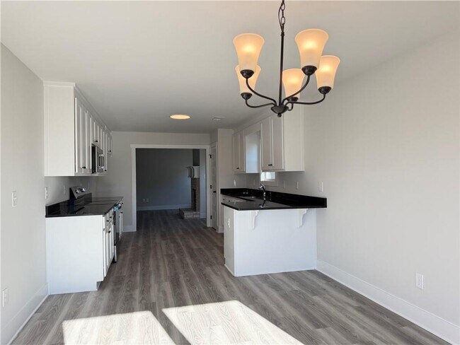 Building Photo - 106 Charlie Wy