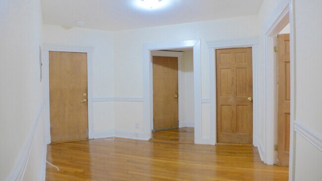 Foto del edificio - 382 Riverway