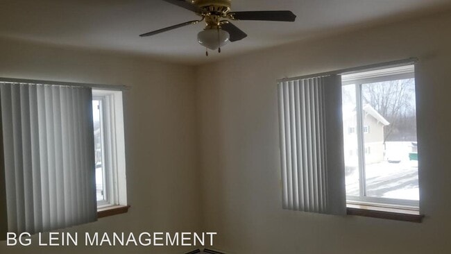 Building Photo - N113W15570 Francese Dr