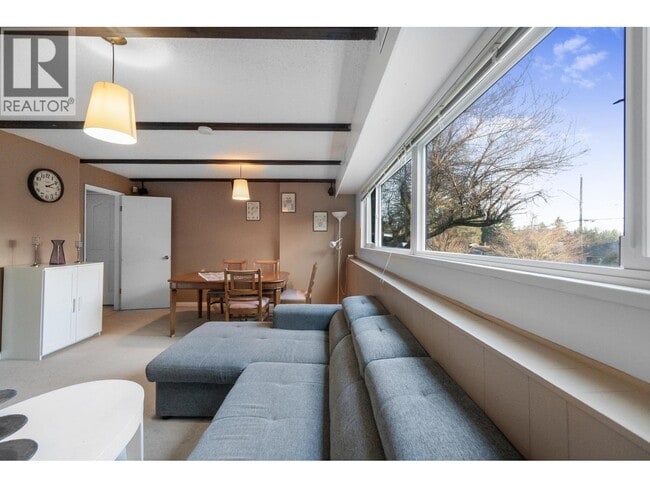 Building Photo - 2528 Belloc St