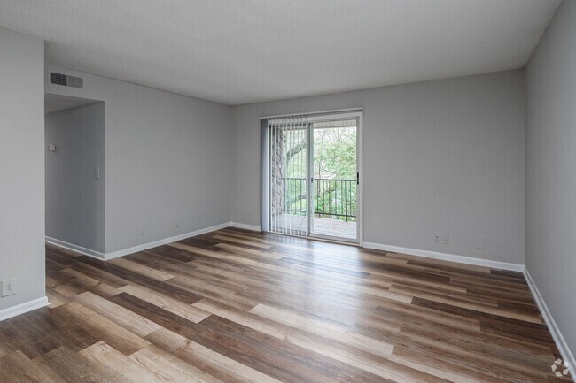 Interior Photo - Orchard Park