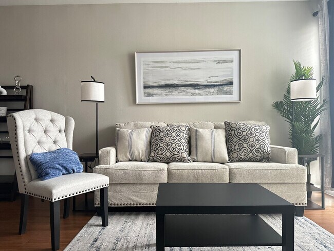 Foto del edificio - 800 Town and Country Blvd