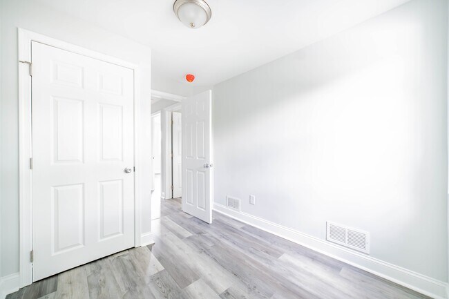 Foto del edificio - 8650 Rock Oak Rd