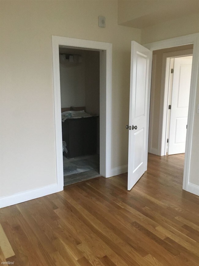 Building Photo - 3 br, 2 bath Apartment - 248 Bowdoin St
