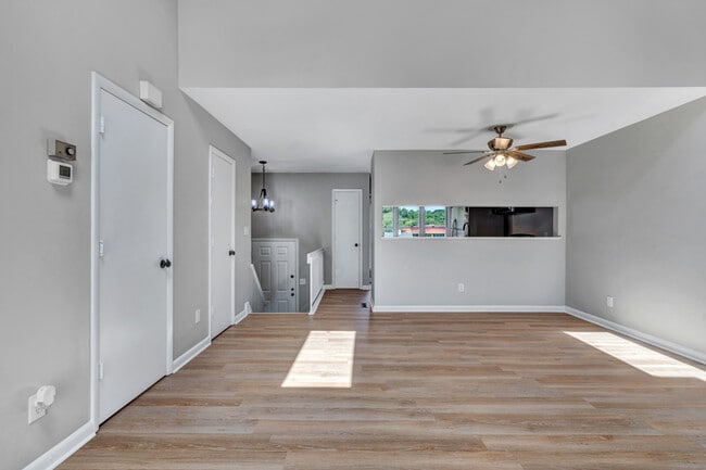 Building Photo - 5184 Winterberry Ct