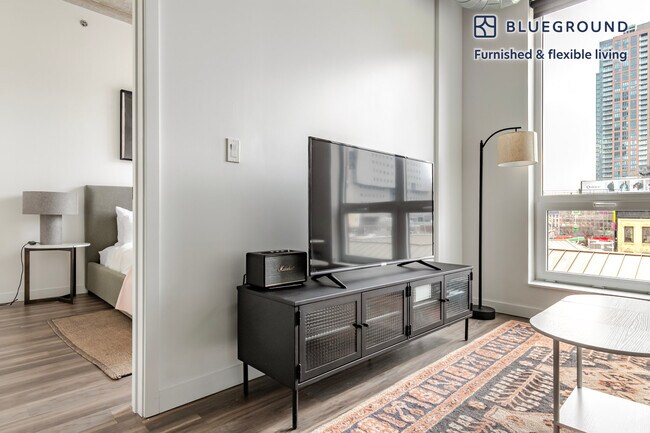 Foto del edificio - 61 W Erie St