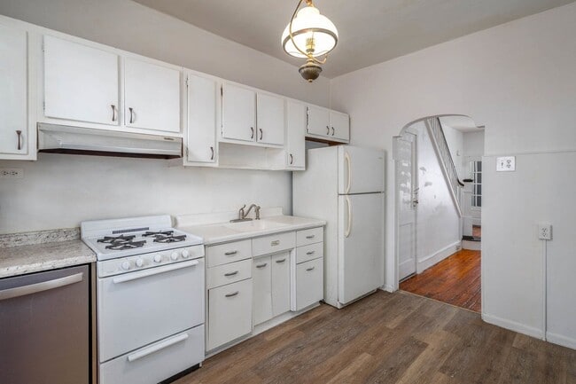 Foto del edificio - 2341 S Woodstock St