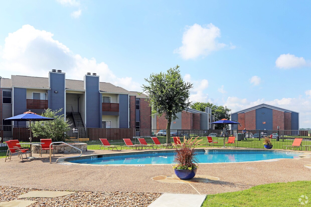 23Hundred Apartments in Sherman, TX