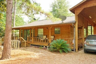 Building Photo - 180 E Peterson Loop