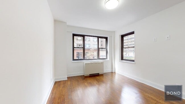 Building Photo - 405 E 56th St