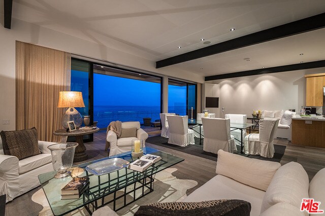 Foto principal - 26944 Malibu Cove Colony Dr