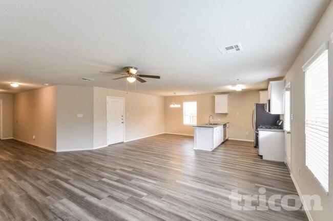 Building Photo - 8902 Lamus Wheel