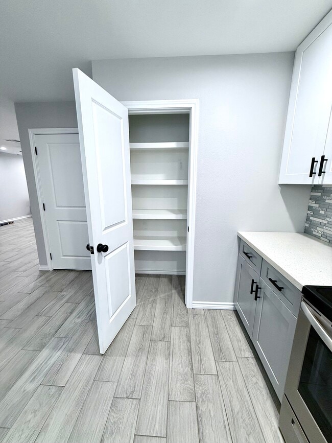 Foto del edificio - 1412 Ave M