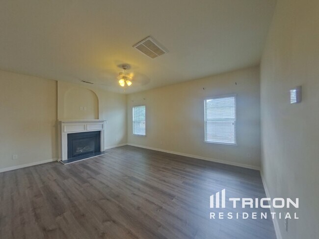 Foto del edificio - 5010 Tower View Trail